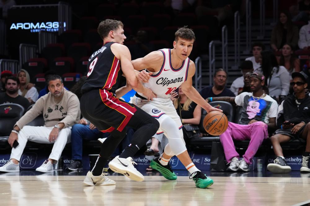 连续8个赛 连续8个赛