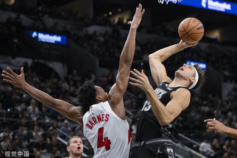 湖人20年冠军该打星号？某高管言论引争议 17位专家齐口反驳